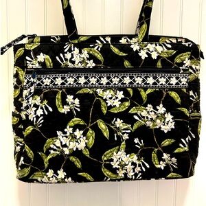 Large Vera Bradley Jasmine print shoulder/laptop bag.
